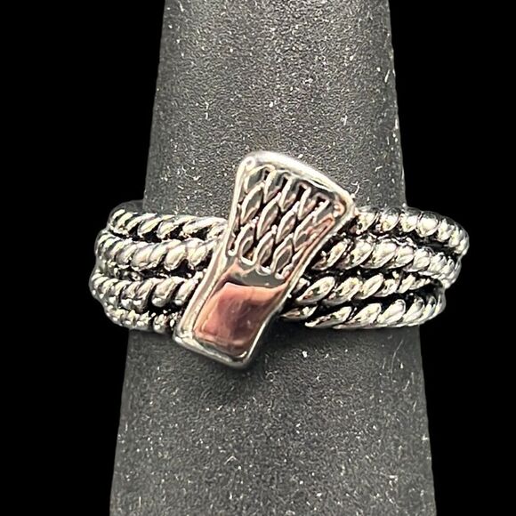 Rope Ring Woman’s Size 6 Multi-Row Silver Tone Base Metal Oxidized Fashion - Picture 1 of 5